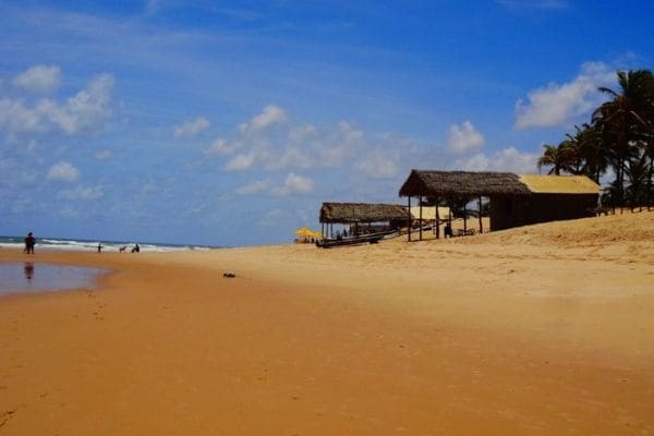 Praia de Santo Antônio na Vila de Diogo